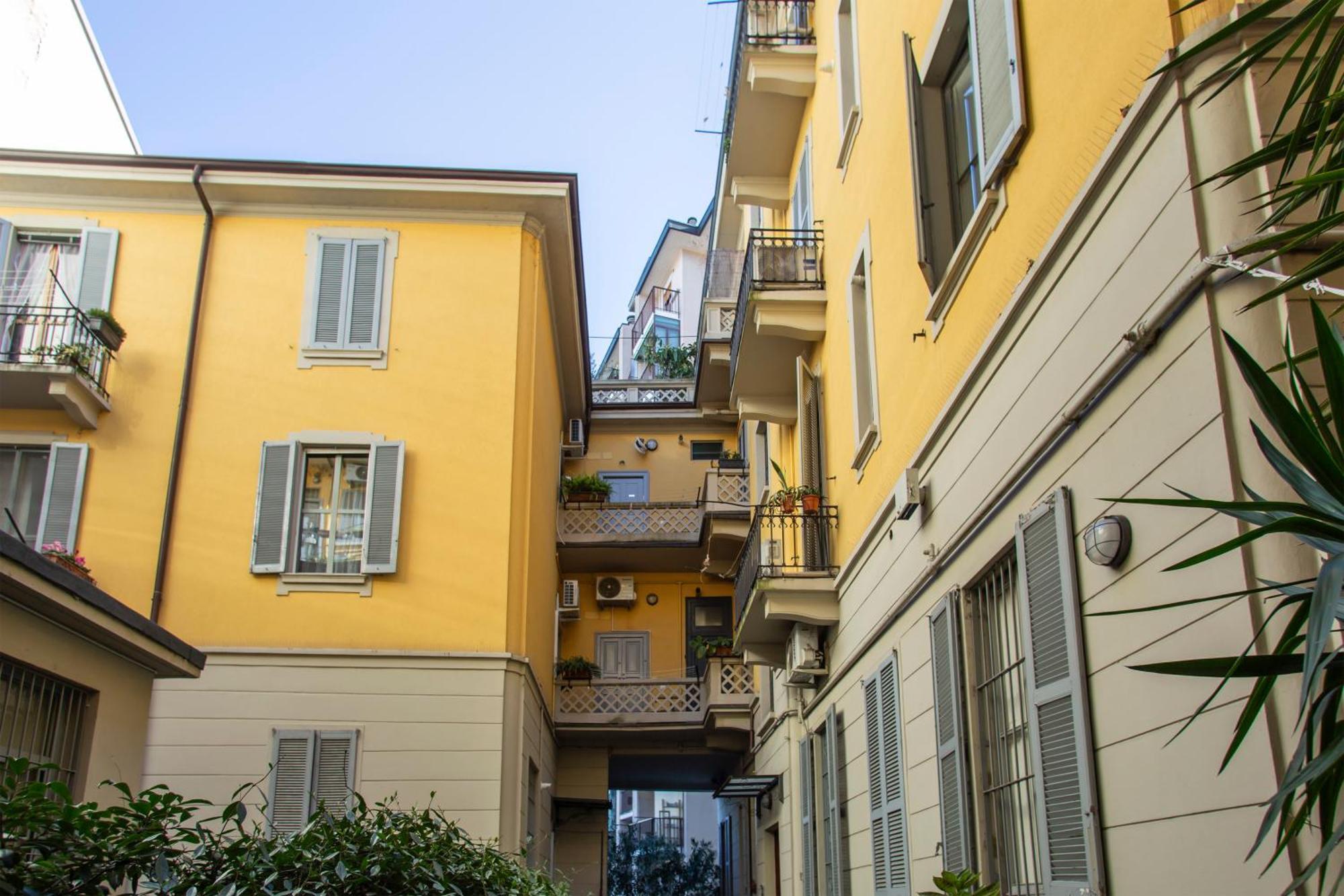 Attico - Terrazza Privata Tra I Navigli Appartamento